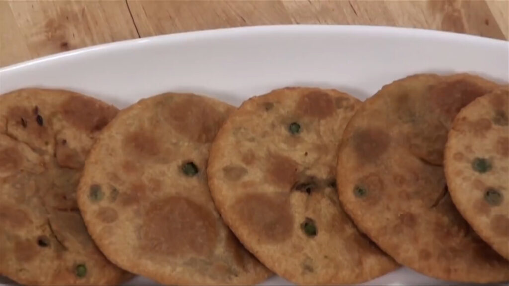 Green Peas Kachori Holi Special Sanjeev Kapoor Khazana